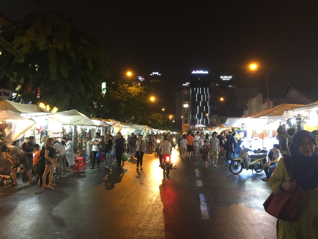 Mercado nocturno de HCMC
